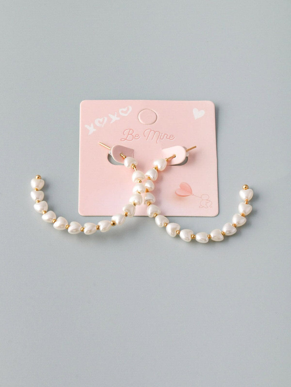 WOMEN'S WHITE PEARL HEART EARRINGS