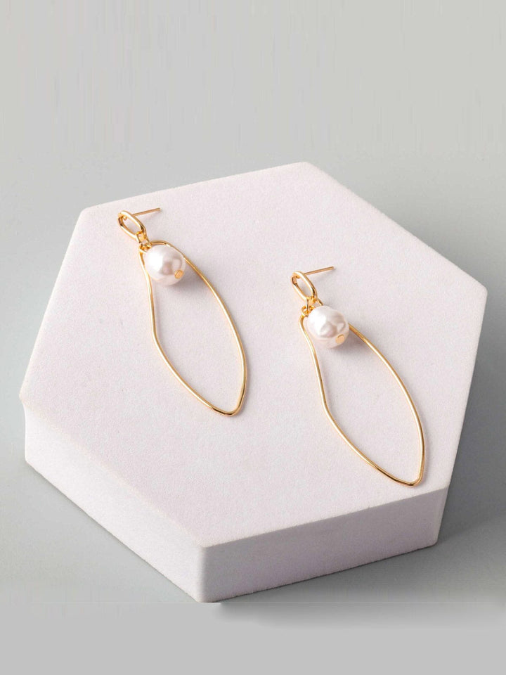 WOMEN'S GOLD & SILVER PEARL EARRINGS