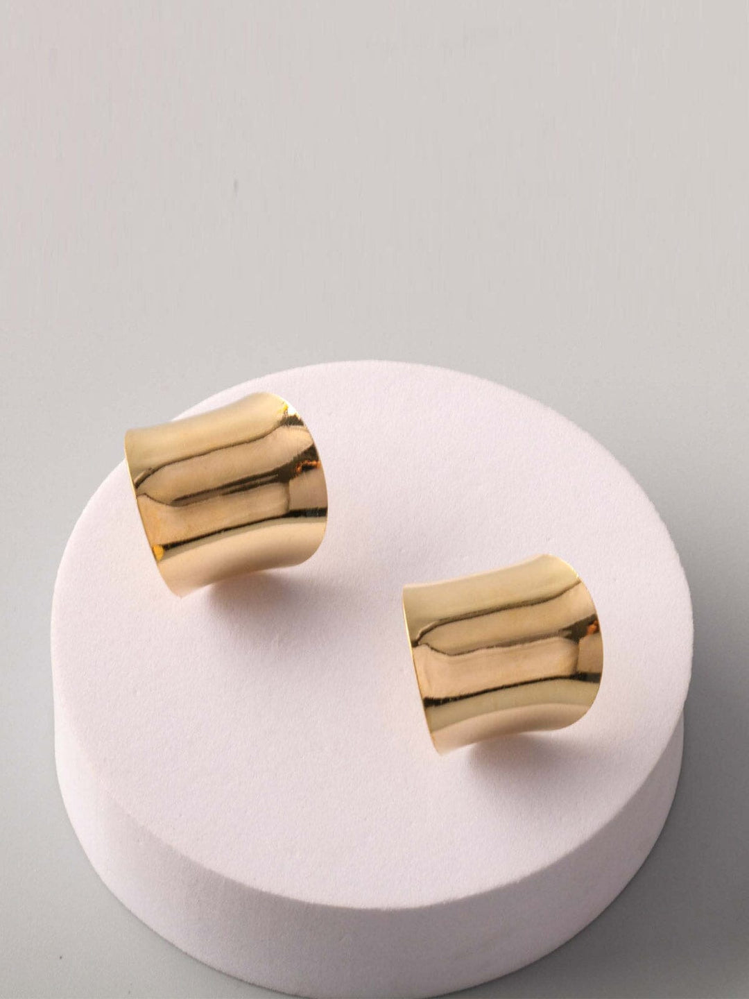 FASHION GOLD & SILVER EARRINGS