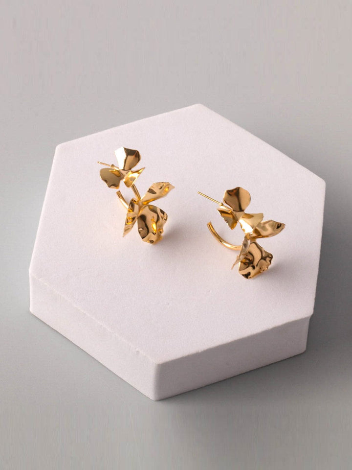 WOMEN'S GOLD & SILVER EARRINGS