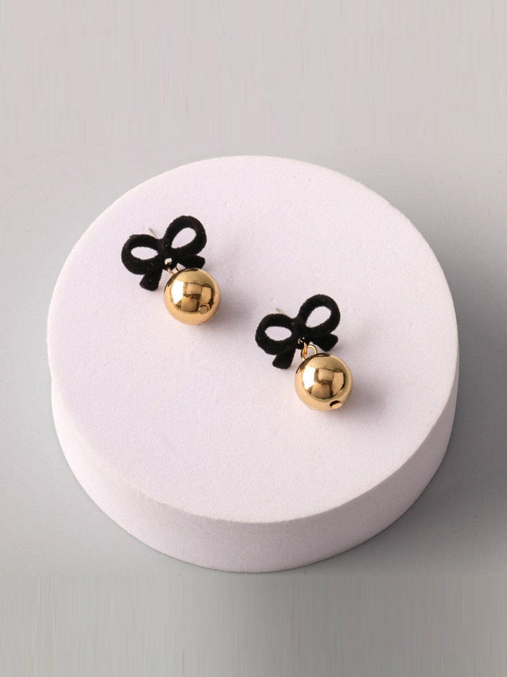 WOMEN'S ASSORTED PEARL BOW EARRINGS
