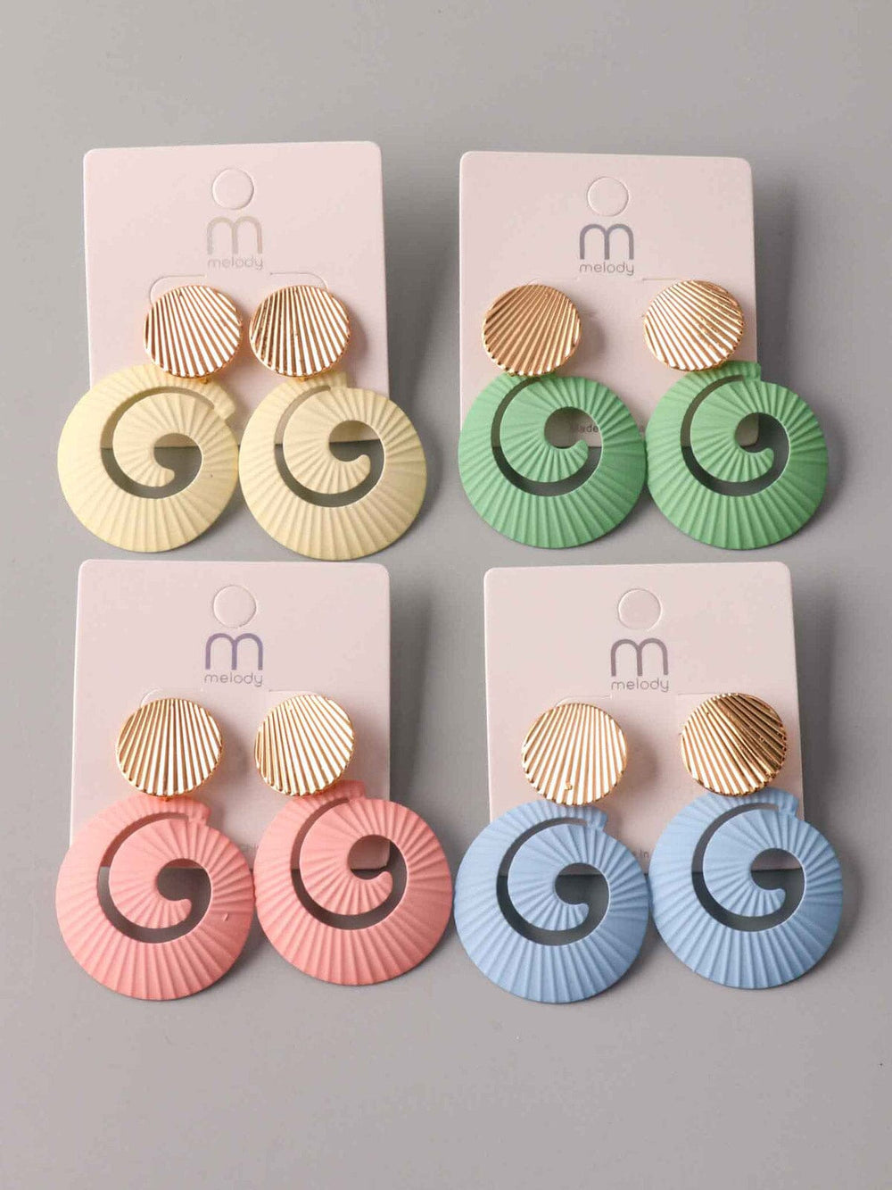 WOMEN'S ASSORTED COLORS EARRINGS