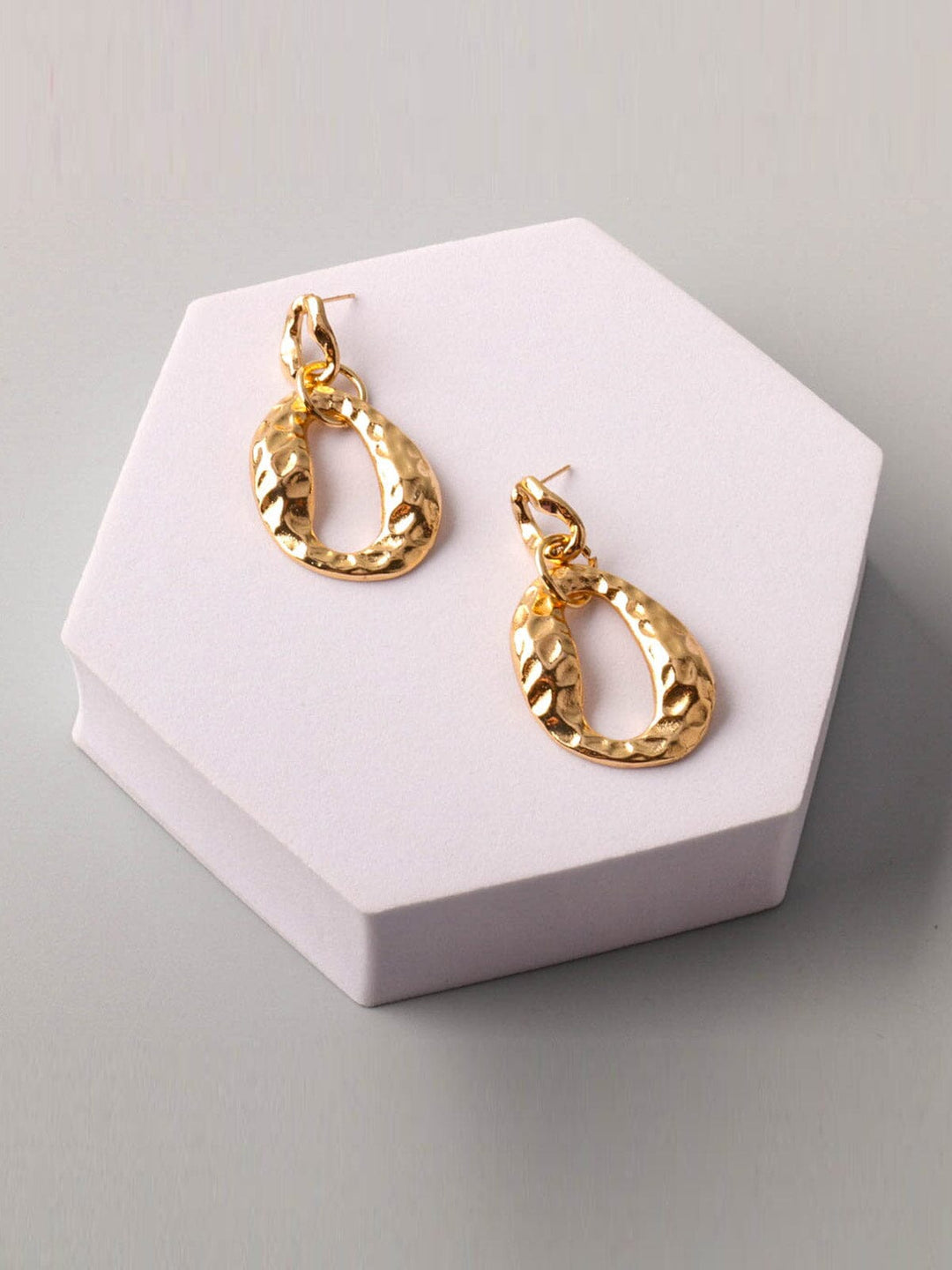 FASHION GOLD SMALL HOOP EARRINGS