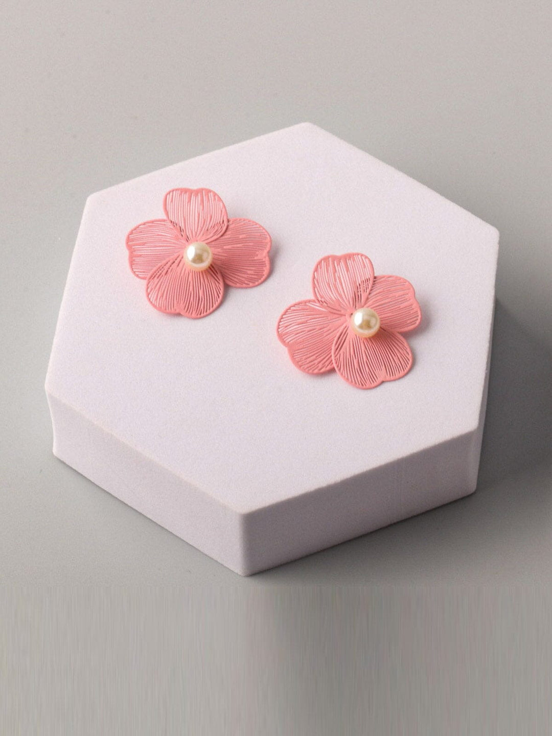 FASHION ASSORTED COLORS FLOWER EARRINGS