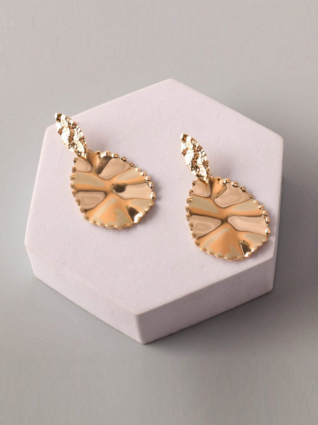 FASHION GOLD & SILVER EARRINGS