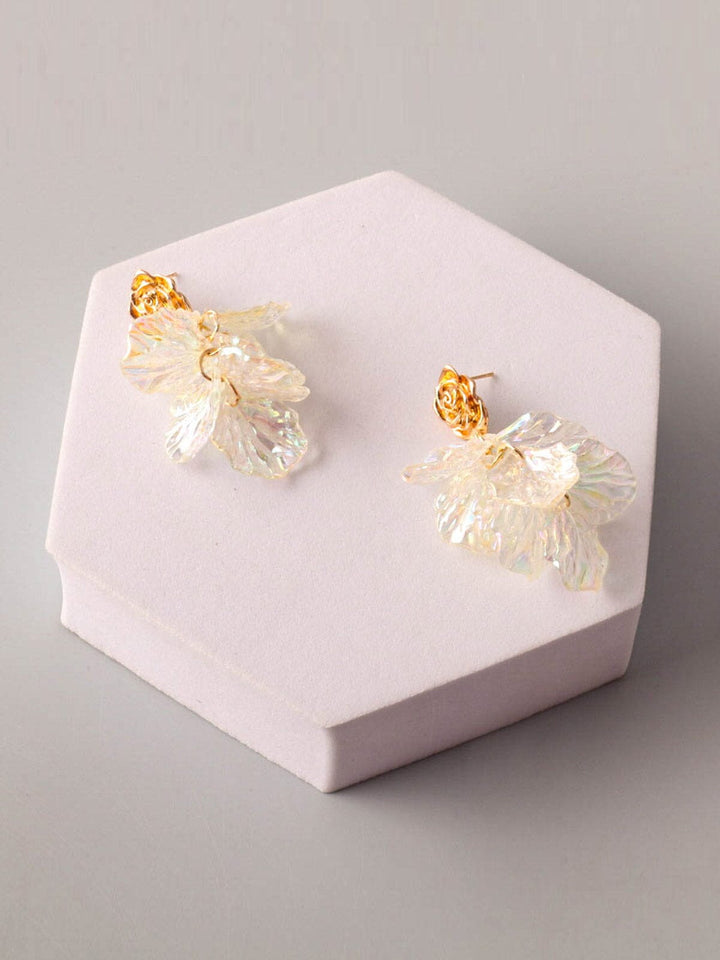 FASHION WHITE PEARL EARRINGS