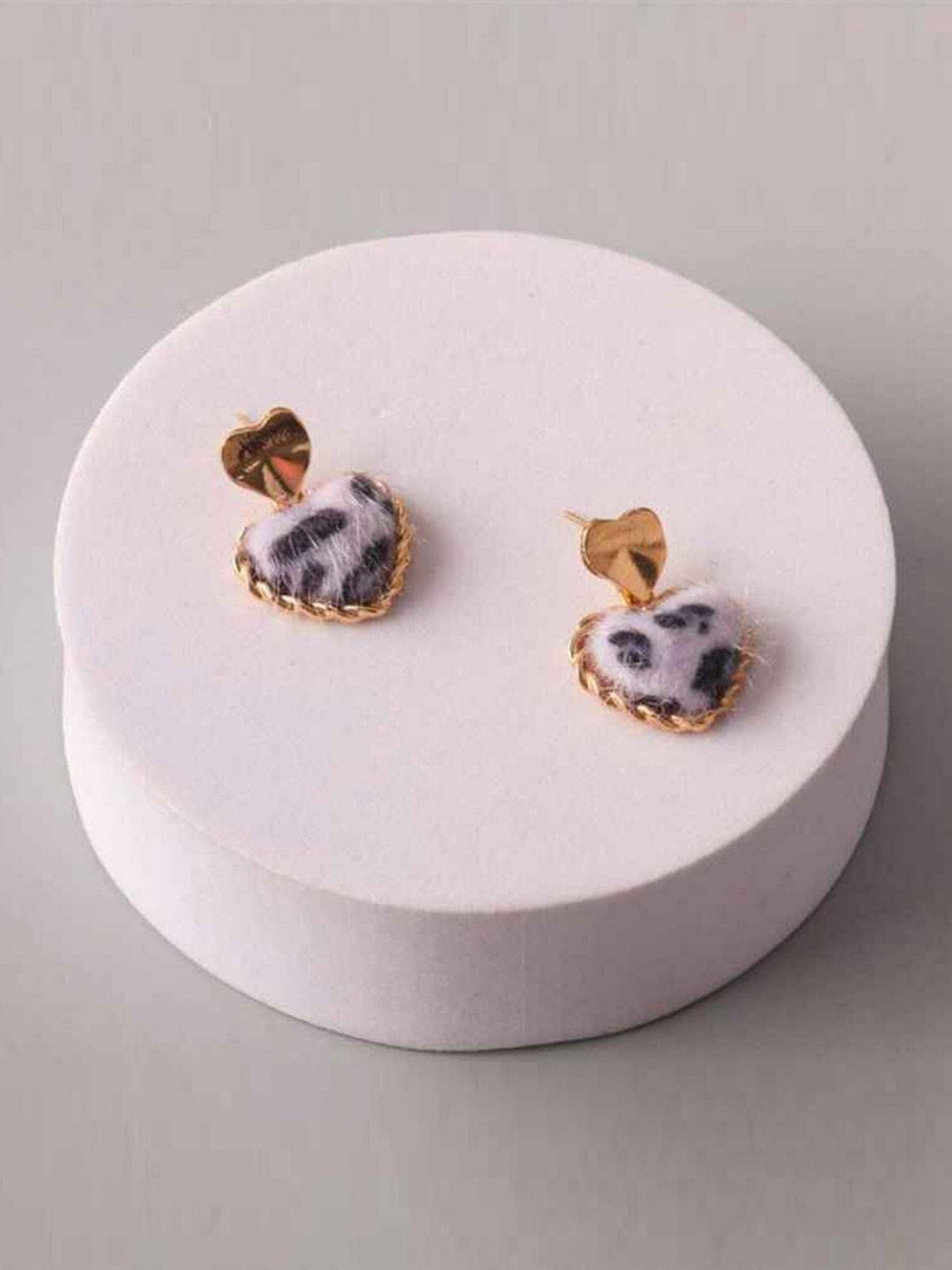 FASHION ASSORTED COLORS ANIMAL PRINT SMALL HEART EARRINGS