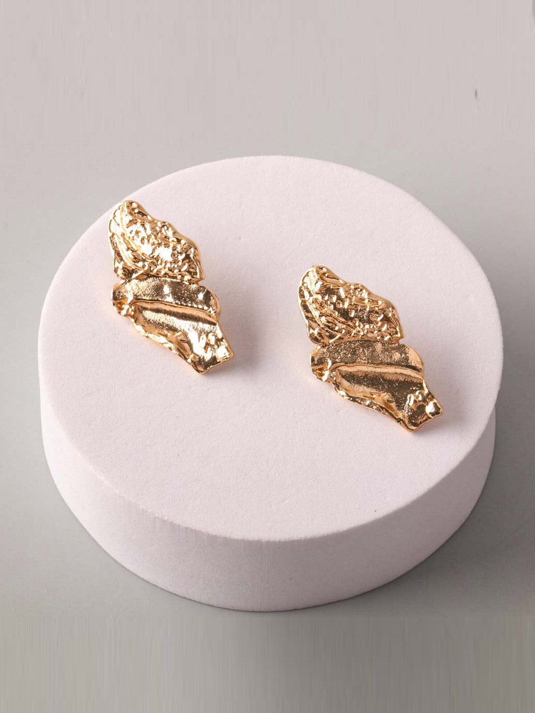 FASHION GOLD & SILVER EARRINGS