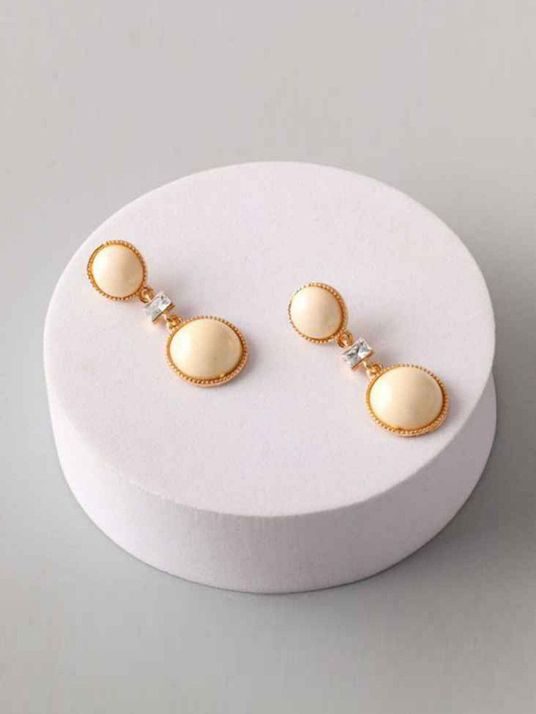 FASHION ASSORTED COLORS HANGING EARRINGS