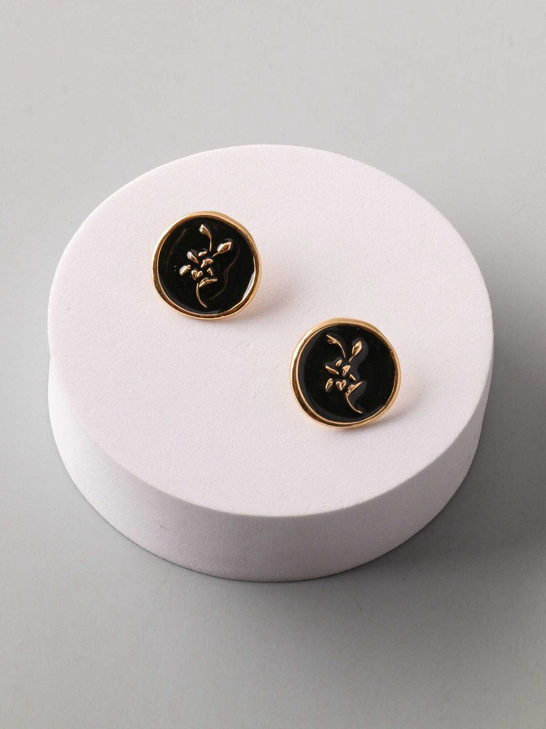 FASHION BLACK GOLD EARRINGS