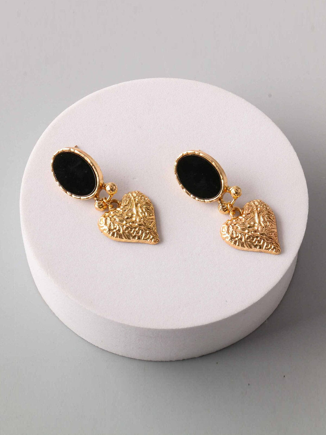 FASHION BLACK GOLD HEART EARRINGS
