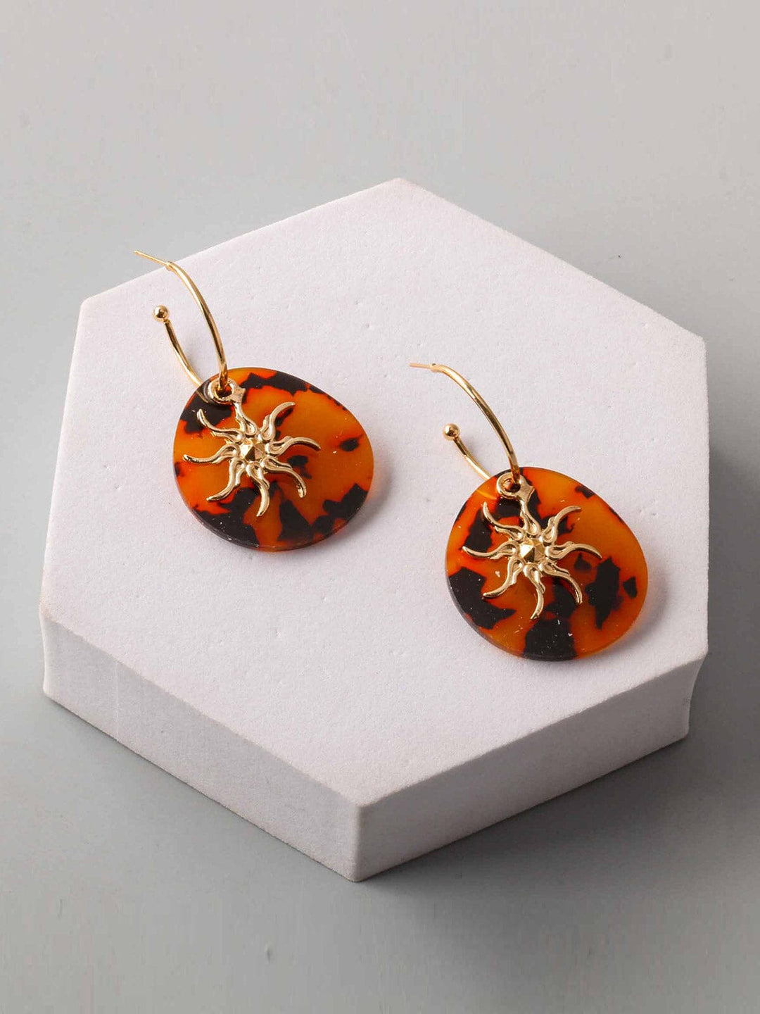 FASHION ASSORTED COLORS EARRINGS