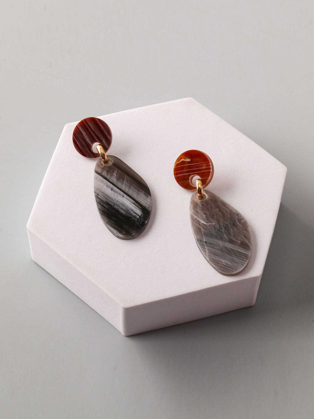 FASHION ASSORTED COLORS EARRINGS