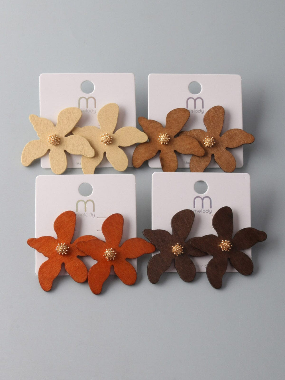 FASHION ASSORTED COLORS WOOD FLOWERS EARRINGS