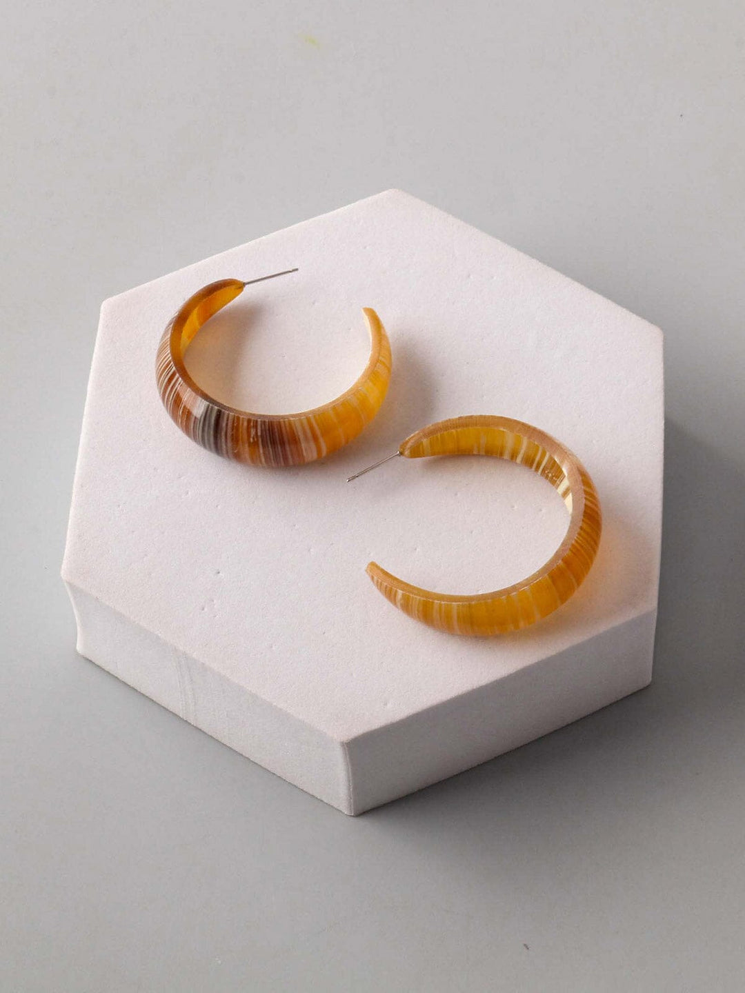FASHION ASSORTED COLORS EARRINGS