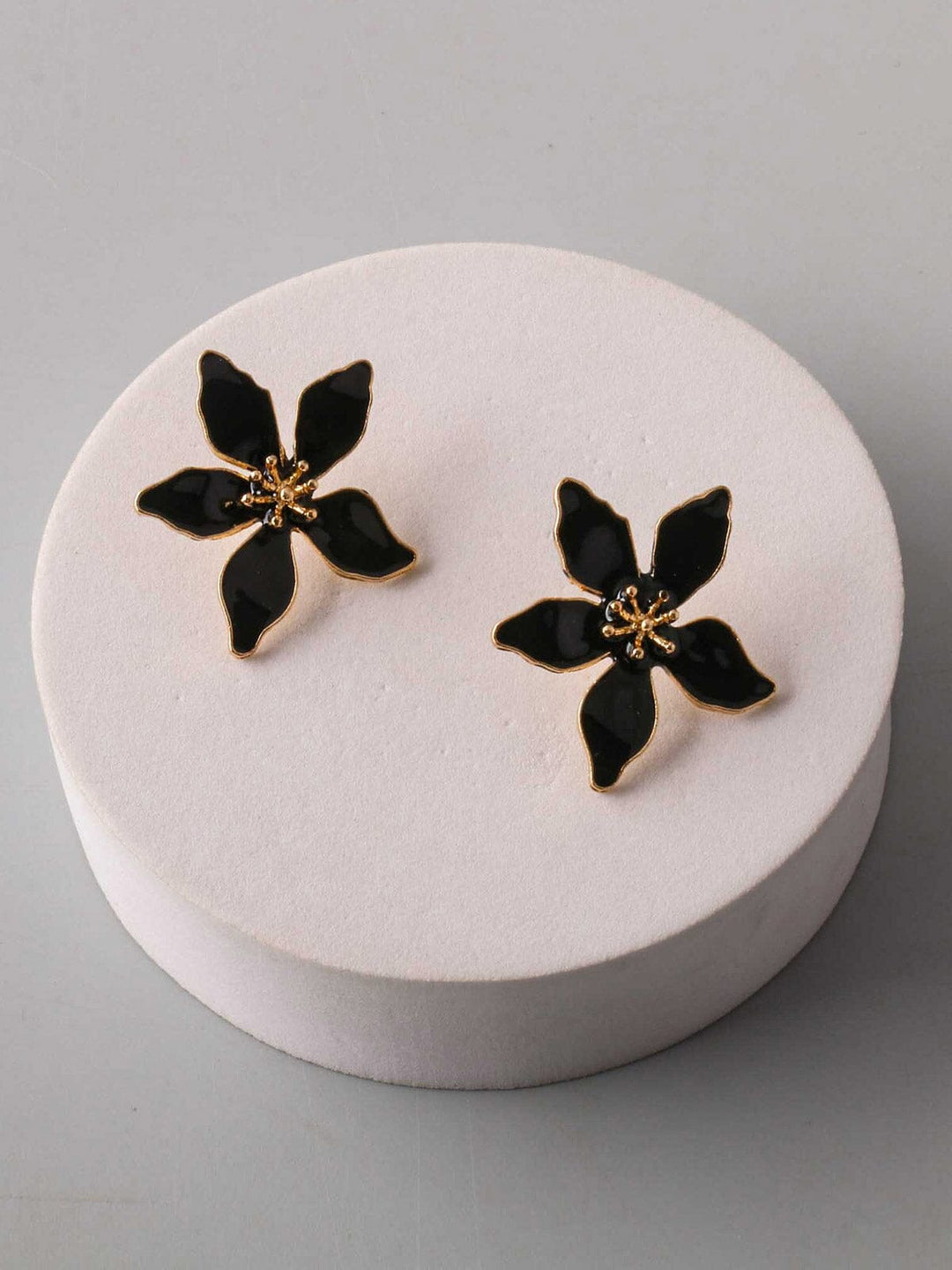 FASHION BLACK & GOLD FLOWER EARRINGS