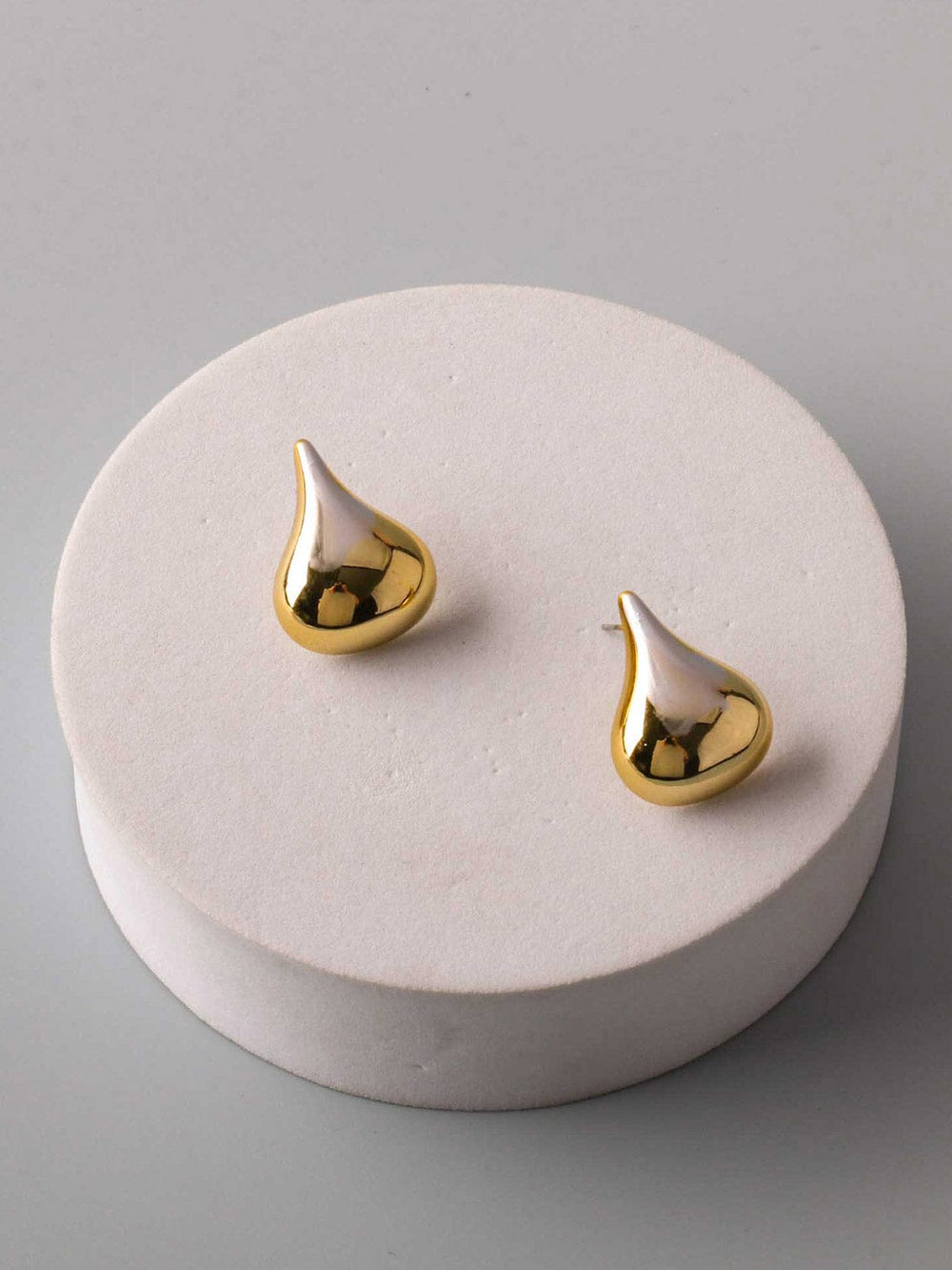 FASHION GOLD PEARL EARRINGS