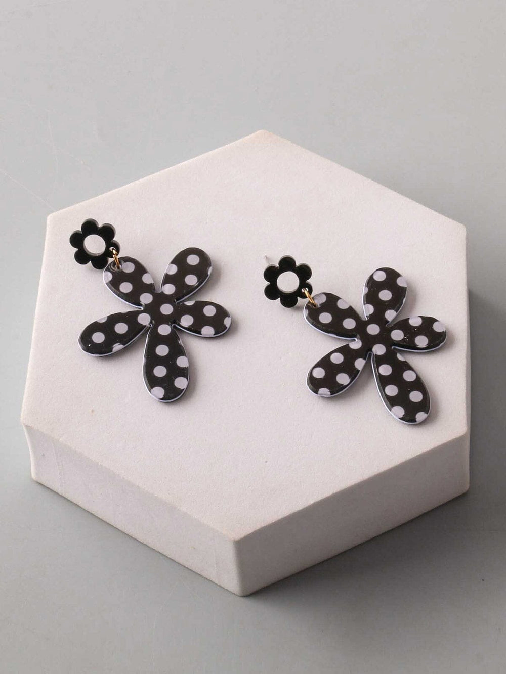 FASHION ASSORTED BLACK & WHITE POLKA DOTS HANGING EARRINGS