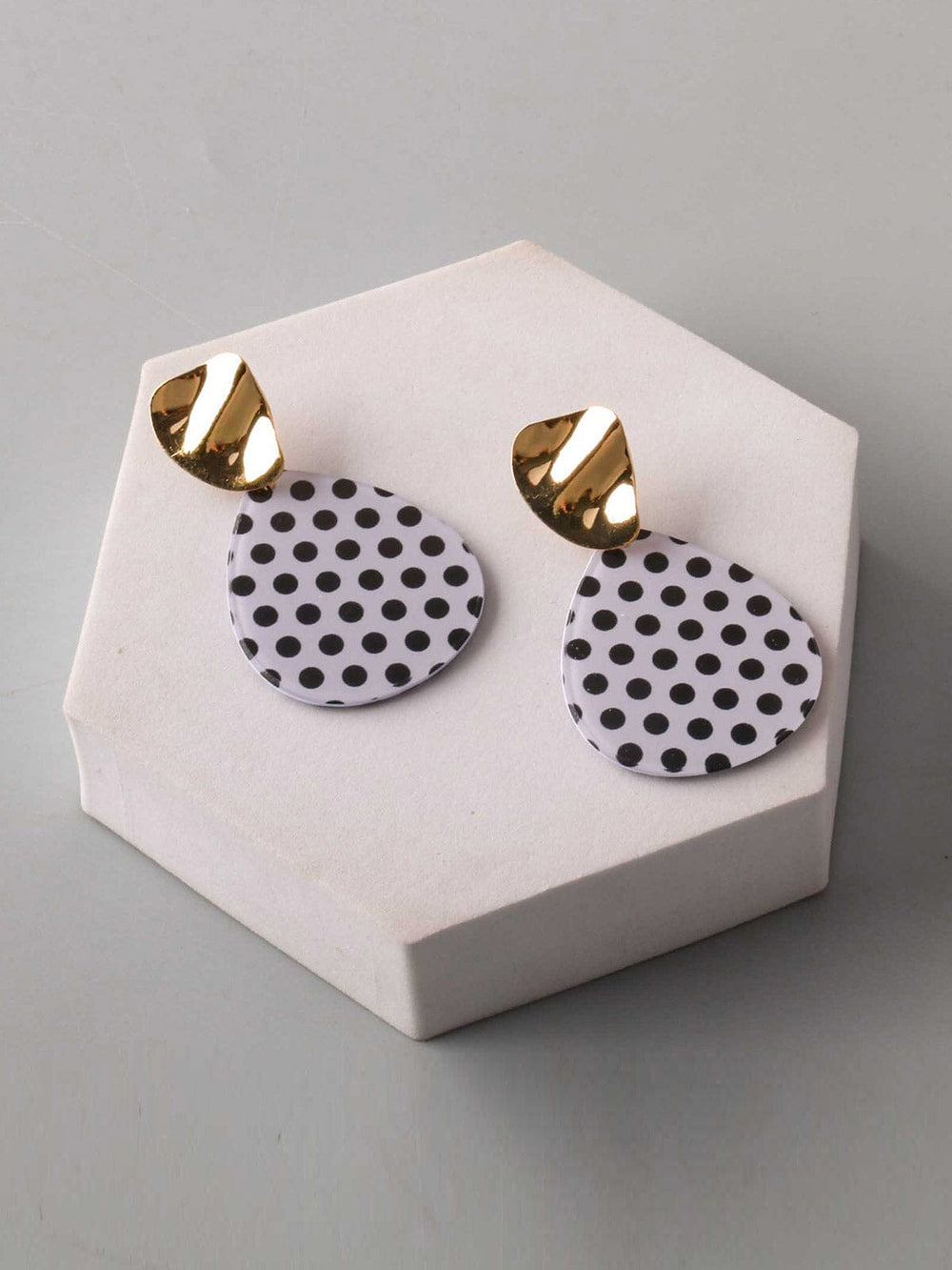 FASHION ASSORTED BLACK & WHITE POLKA DOTS HANGING EARRINGS