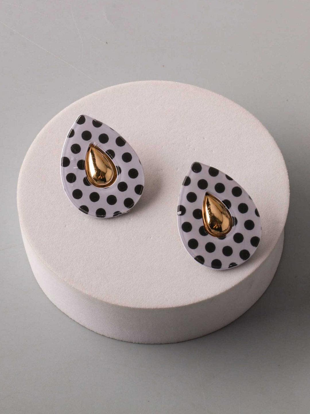 FASHION ASSORTED BLACK & WHITE POLKA DOTS EARRINGS