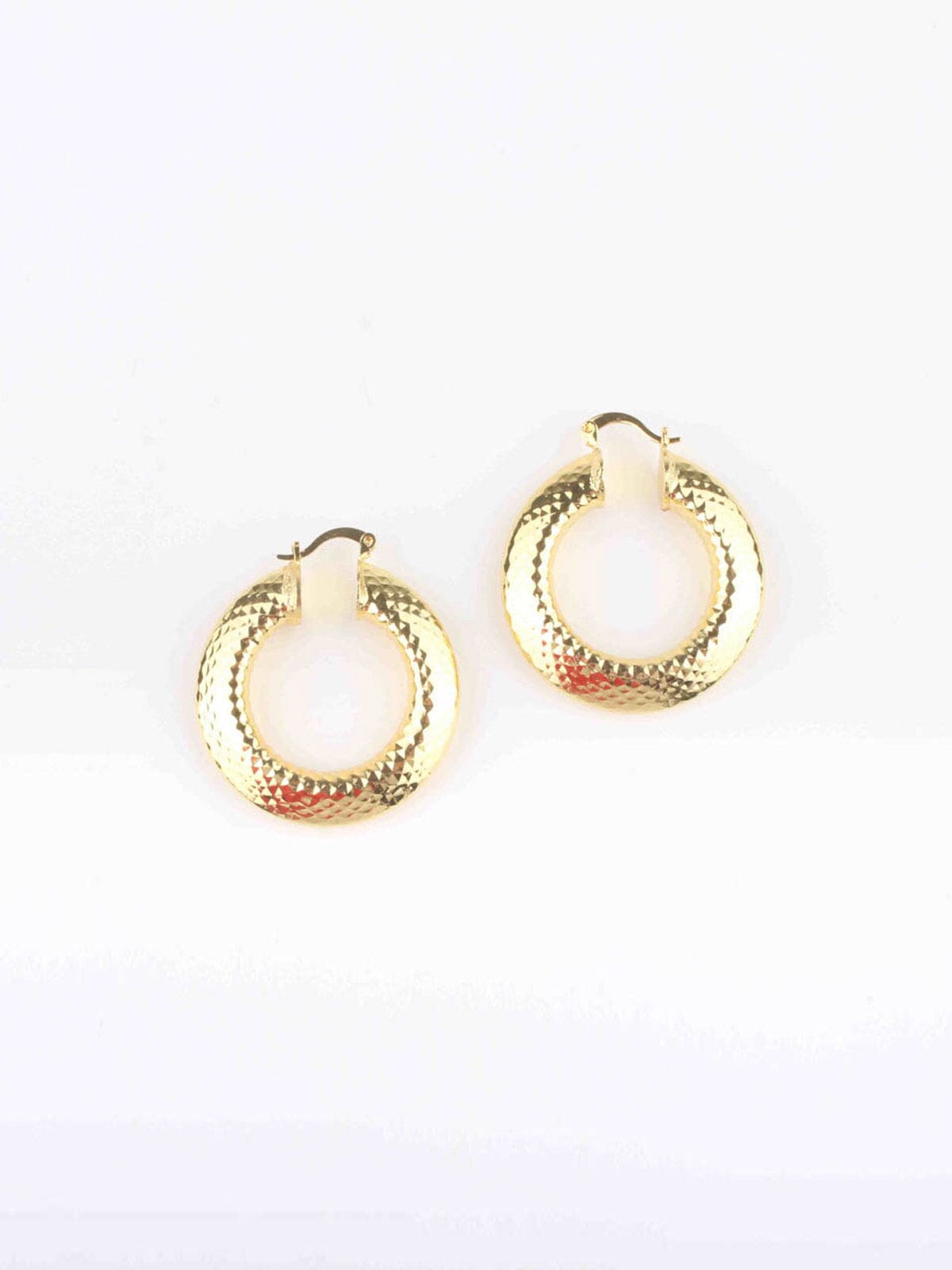 WOMEN'S GOLD HOOPS EARRINGS