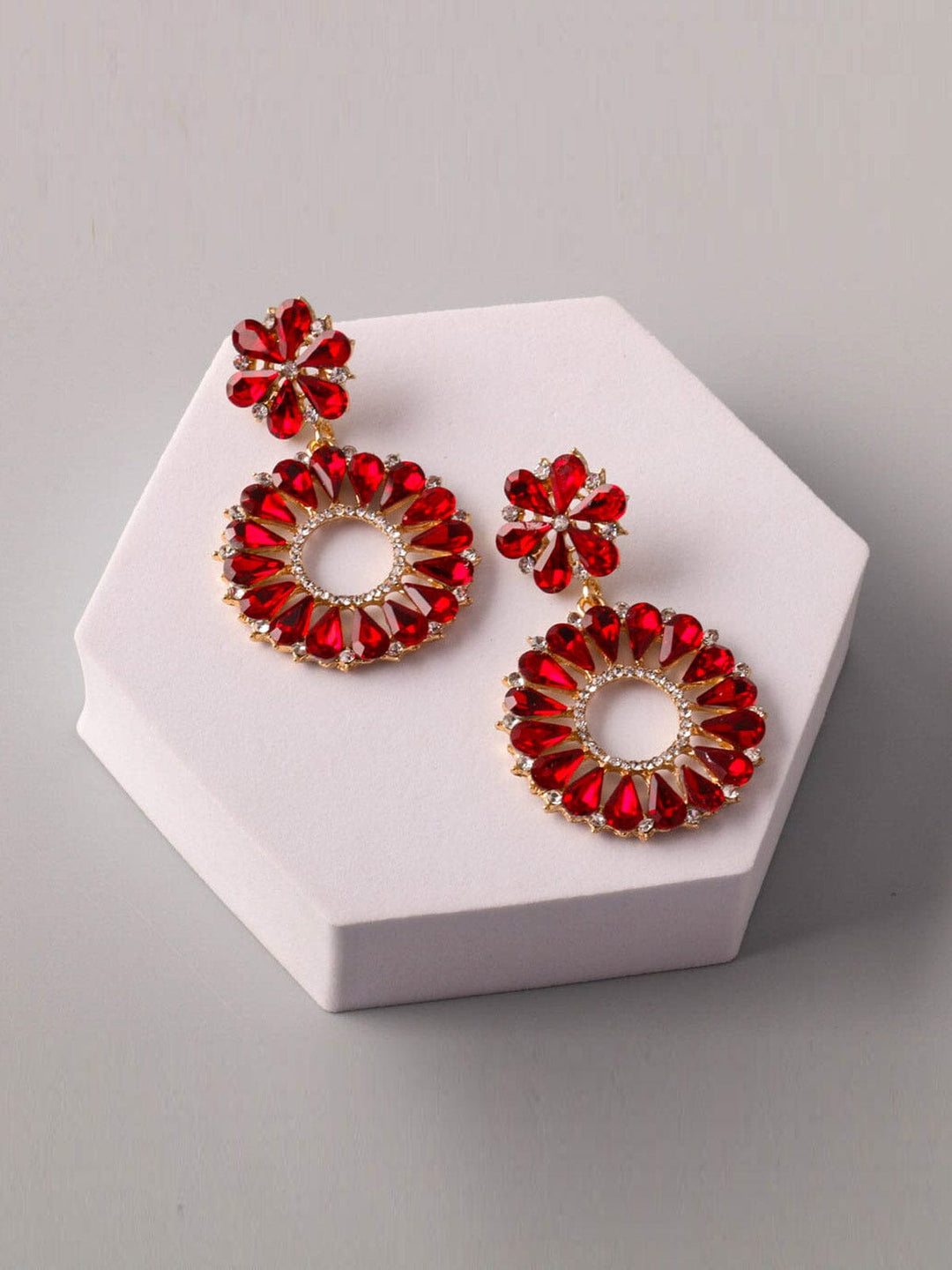 WOMEN'S GOLD & RED STONES HOOPS EARRINGS