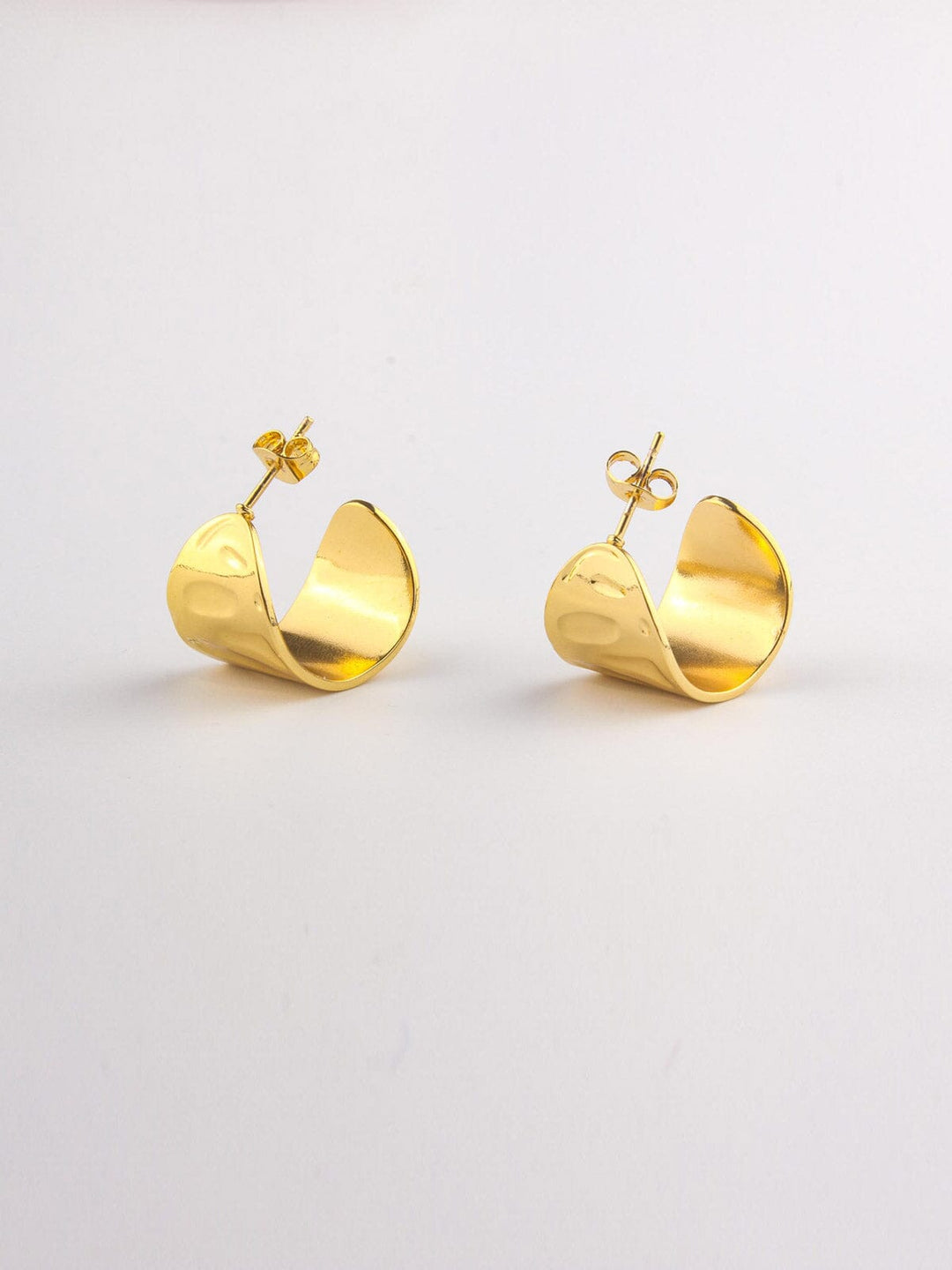 WOMEN'S STAINLESS STELL HALF HOOP EARRINGS