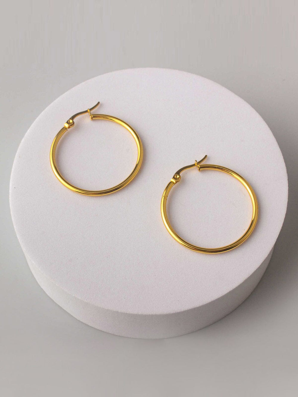FASHION GOLD STAINLESS STEEL HOOPS EARRINGS