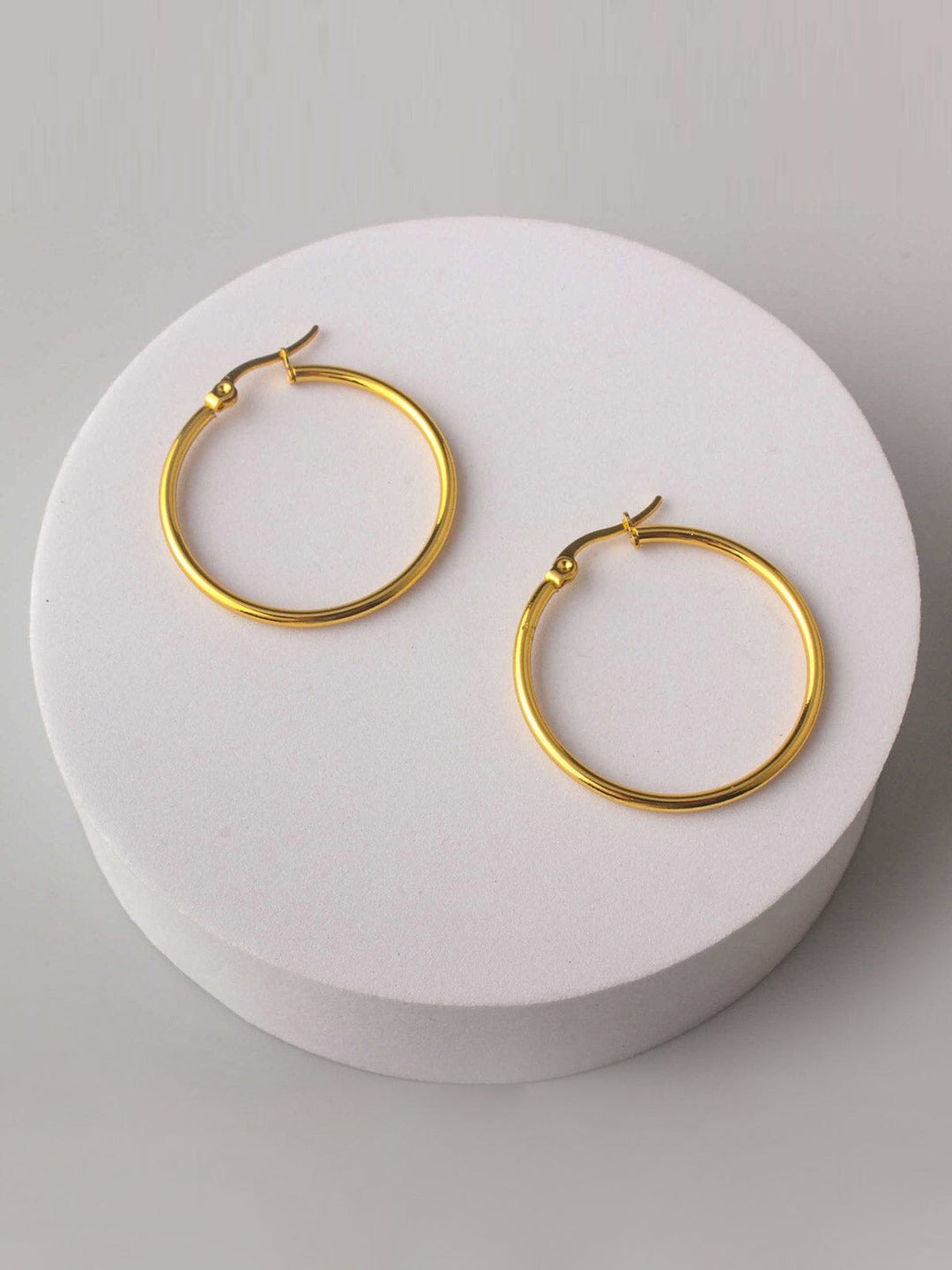 FASHION GOLD STAINLESS STEEL HOOPS EARRINGS