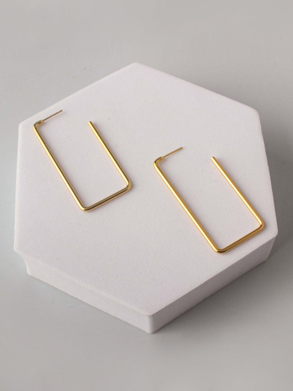 FASHION GOLD STAINLESS STEEL HOOPS EARRINGS