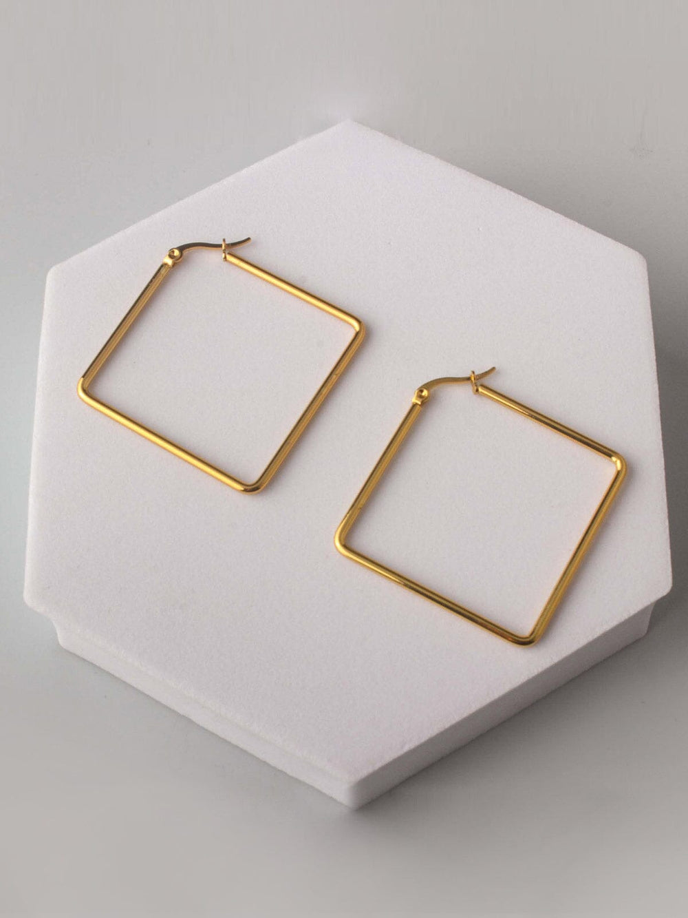 FASHION GOLD STAINLESS STEEL HOOPS EARRINGS