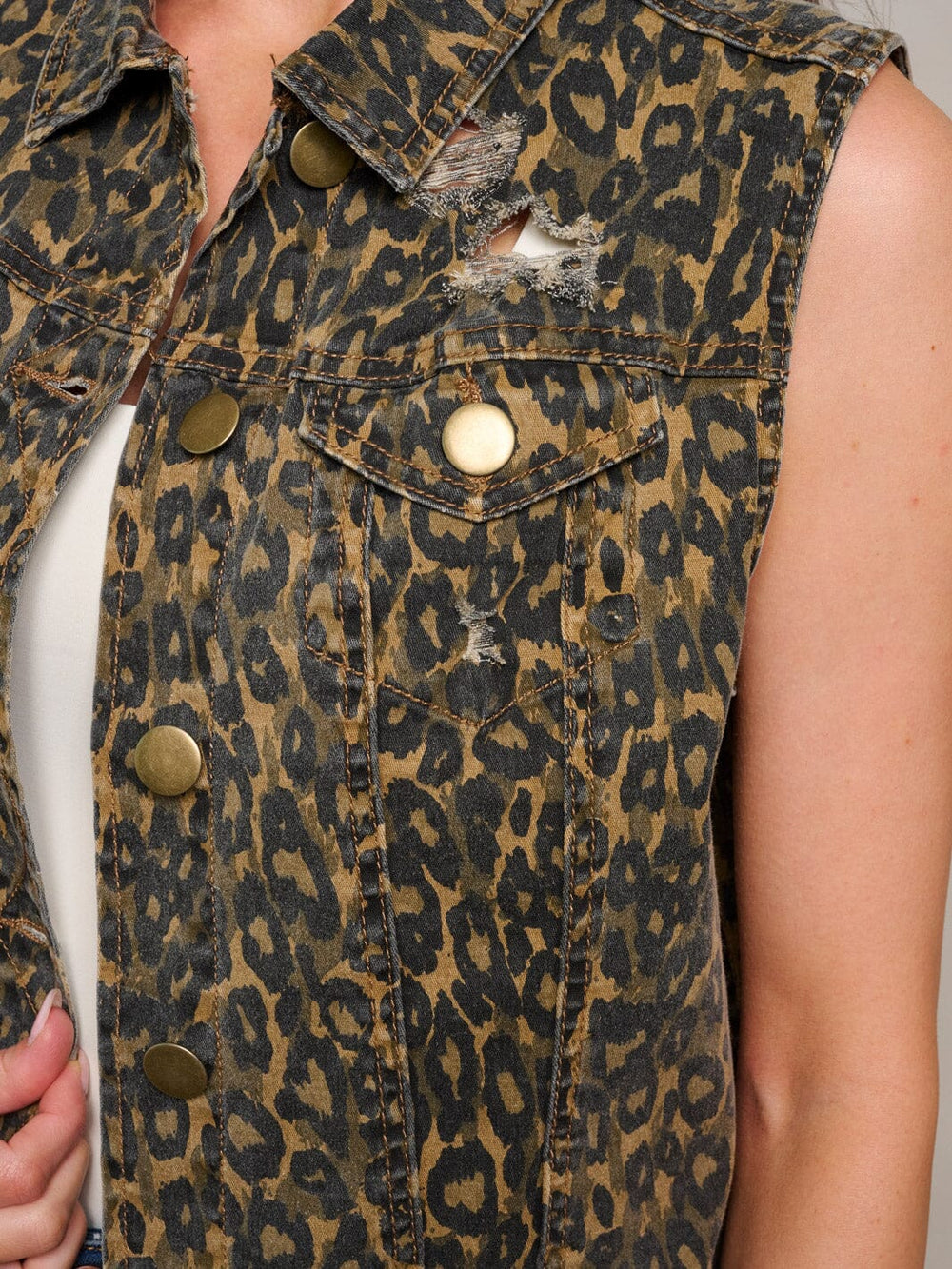WOMEN'S SLEEVELESS BUTTON UP POCKETS DISTRESSED ANIMAL PRINT VEST