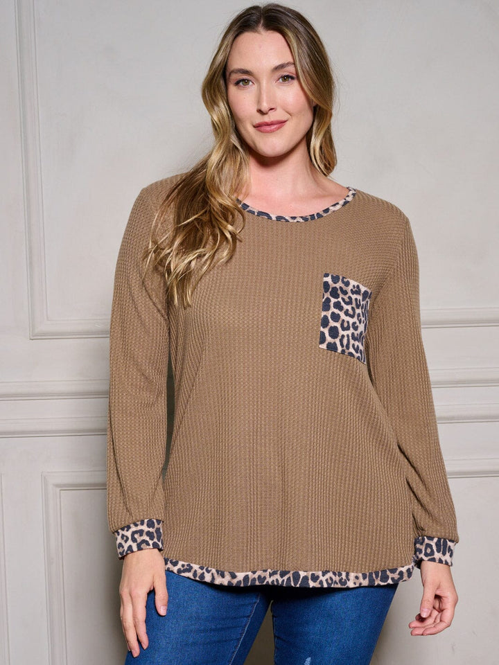 PLUS SIZE LONG SLEEVE FRONT POCKET ANIMAL PRINT DETAILED TUNIC BLOUSE TOP