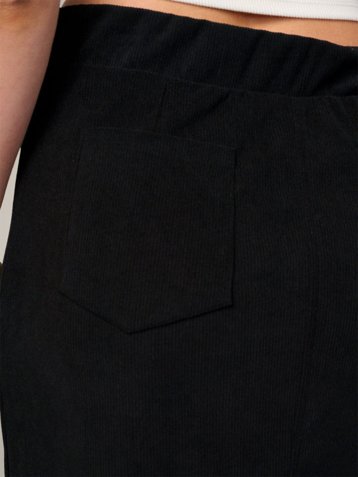 WOMEN'S ELASTIC WAIST BACK POCKET RIBBED MAXI SKIRT