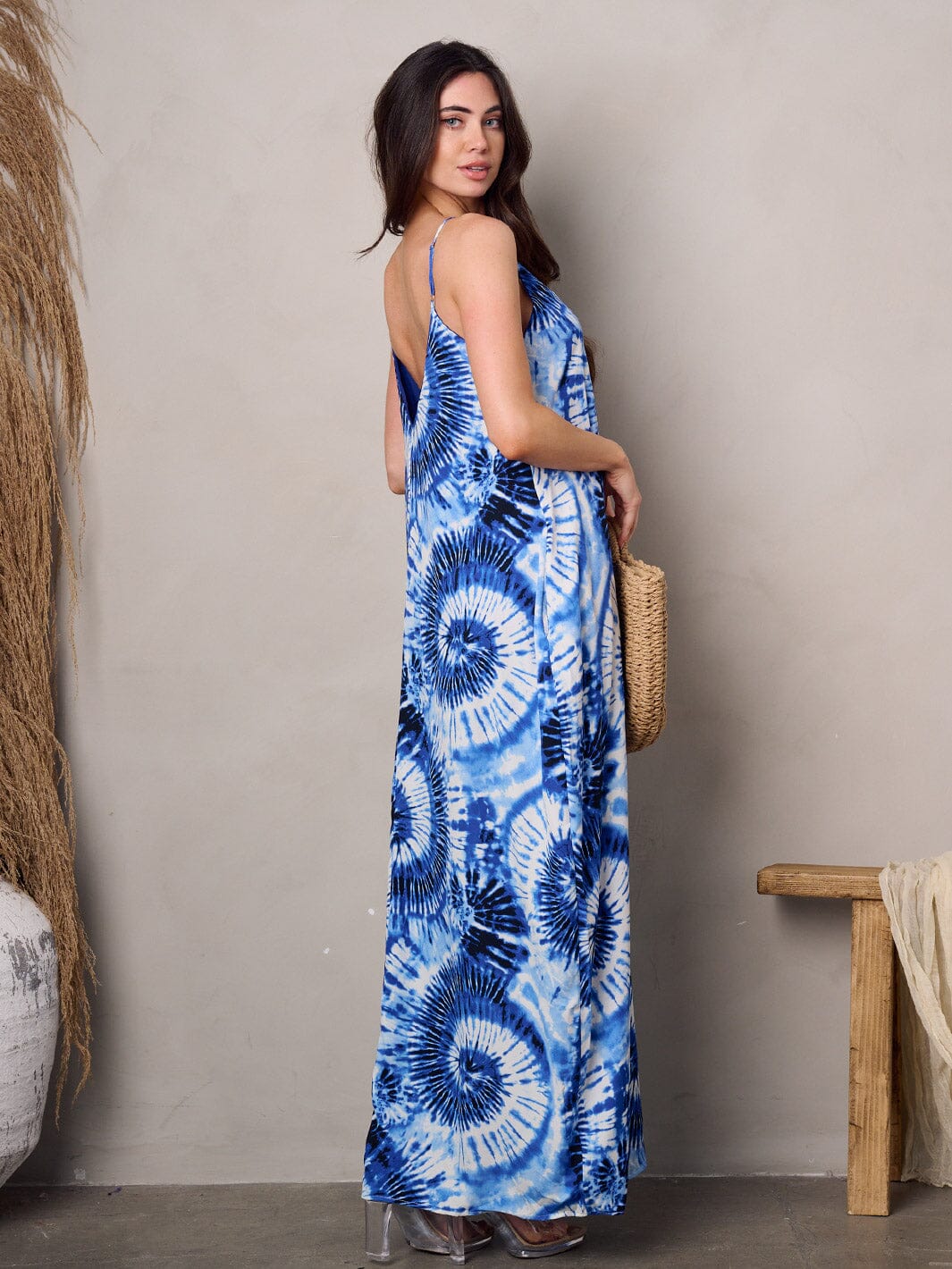 WOMEN'S SLEEVELESS V-NECK POCKETS TIE DYE MAXI DRESS