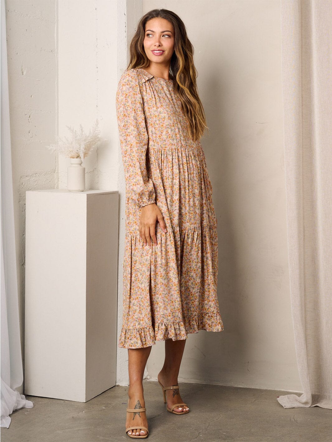 WOMEN'S LONG SLEEVE TIERED FLORAL MIDI DRESS