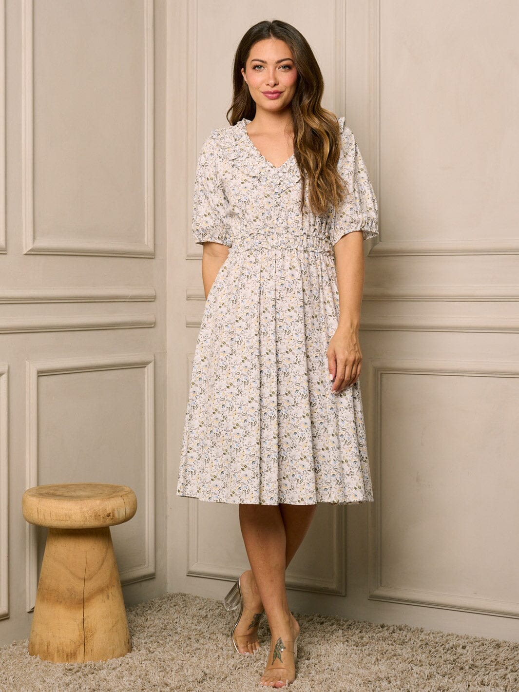 Women’s Floral Midi Dress With V-Neck And Short Sleeves main image 1