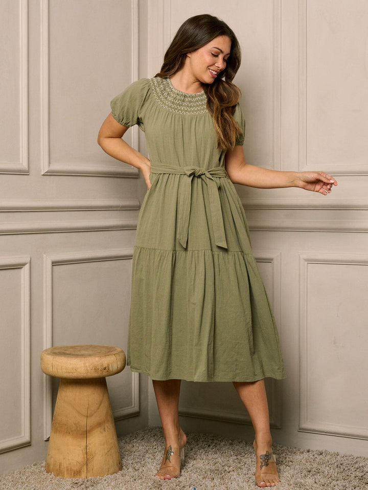 WOMEN'S SHORT PUFF SLEEVE TIERED EMBROIDERY TUNIC MIDI DRESS