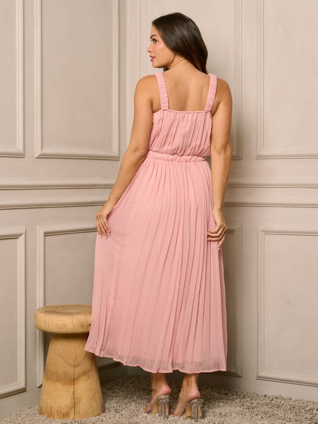 WOMEN'S SLEEVELESS ELASTIC WAIST PLEATED MAXI DRESS