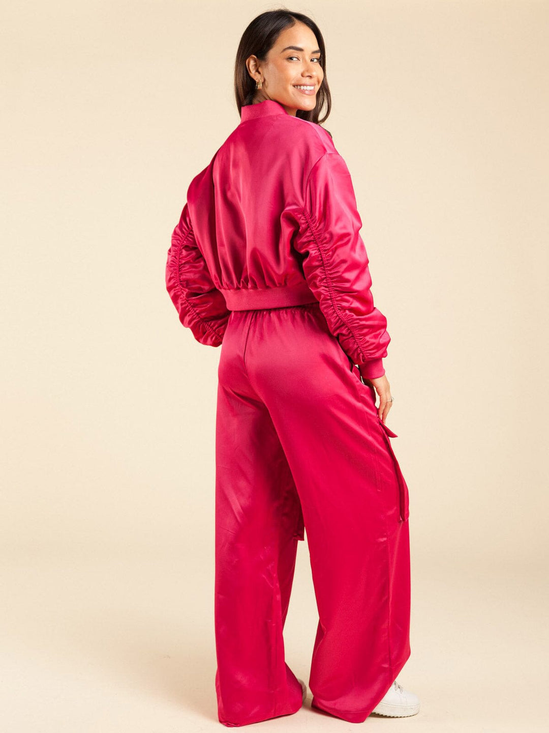 WOMEN'S LONG RUCHED SLEEVES POCKETS ZIP UP JACKET