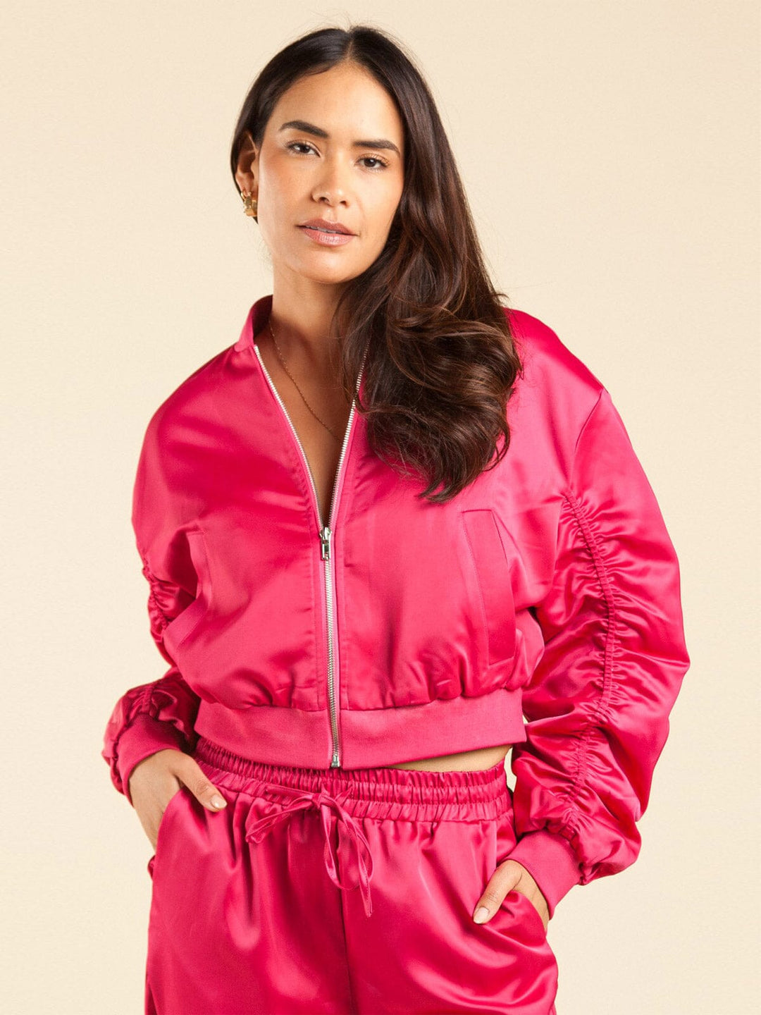 WOMEN'S LONG RUCHED SLEEVES POCKETS ZIP UP JACKET