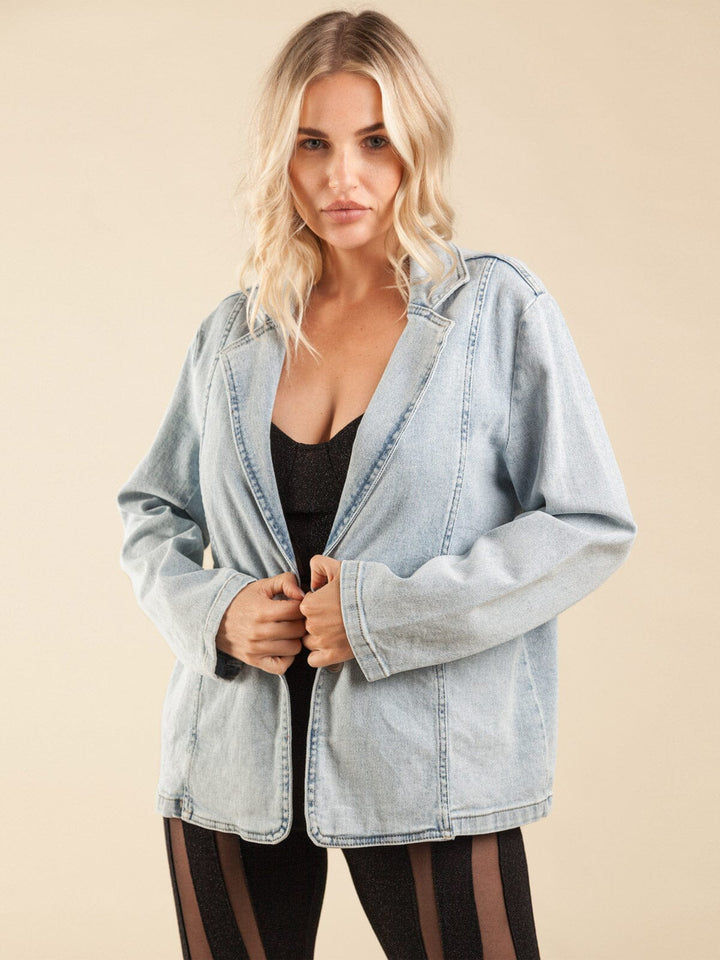 WOMEN'S LONG SLEEVES POCKETS BUTTON CLOSURE DENIM JACKET