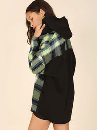 WOMEN'S LONG SLEEVES BUTTON CLOSUREPLAID HOODED OVERSIZED JACKET