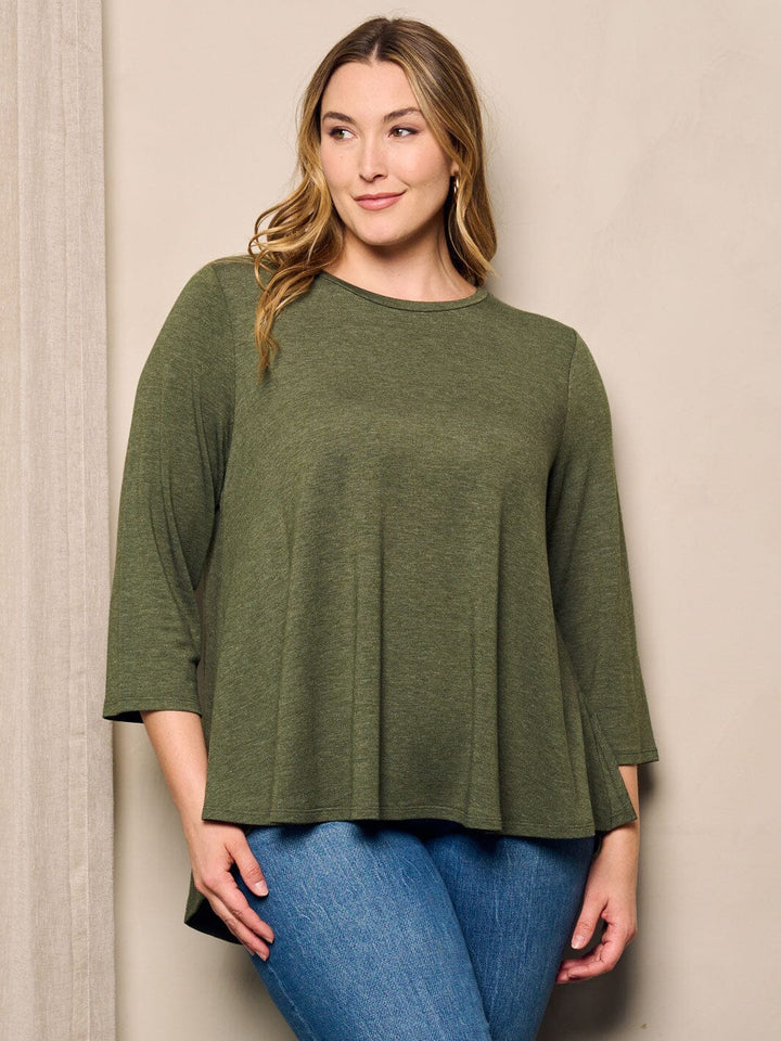 PLUS SIZE 3/4 SLEEVE SOLID TUNIC TOP