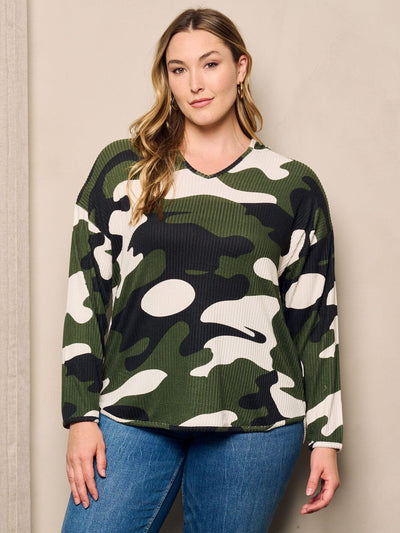 PLUS SIZE LONG SLEEVE CAMO PRINT HOODED TOP