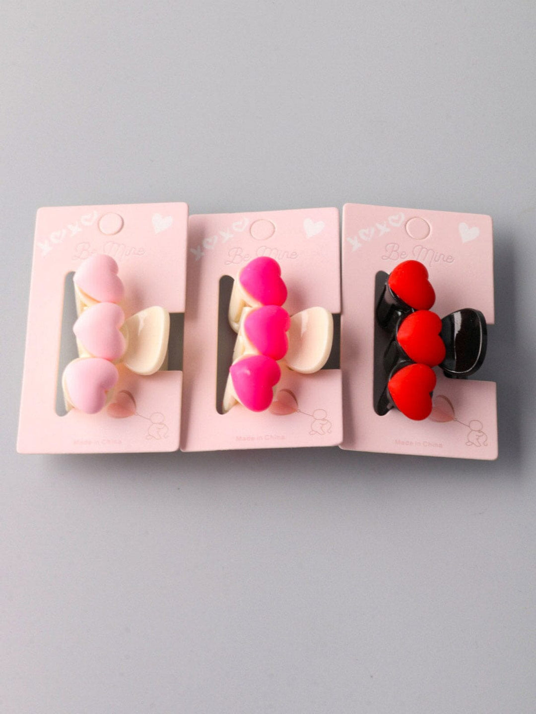 FASHION ASSORTED COLORS HEARTS CLAW HAIR CLIPS