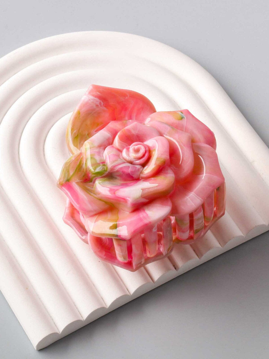 FASHION ASSORTED COLORS FLOWER HAIR CLAW CLIPS