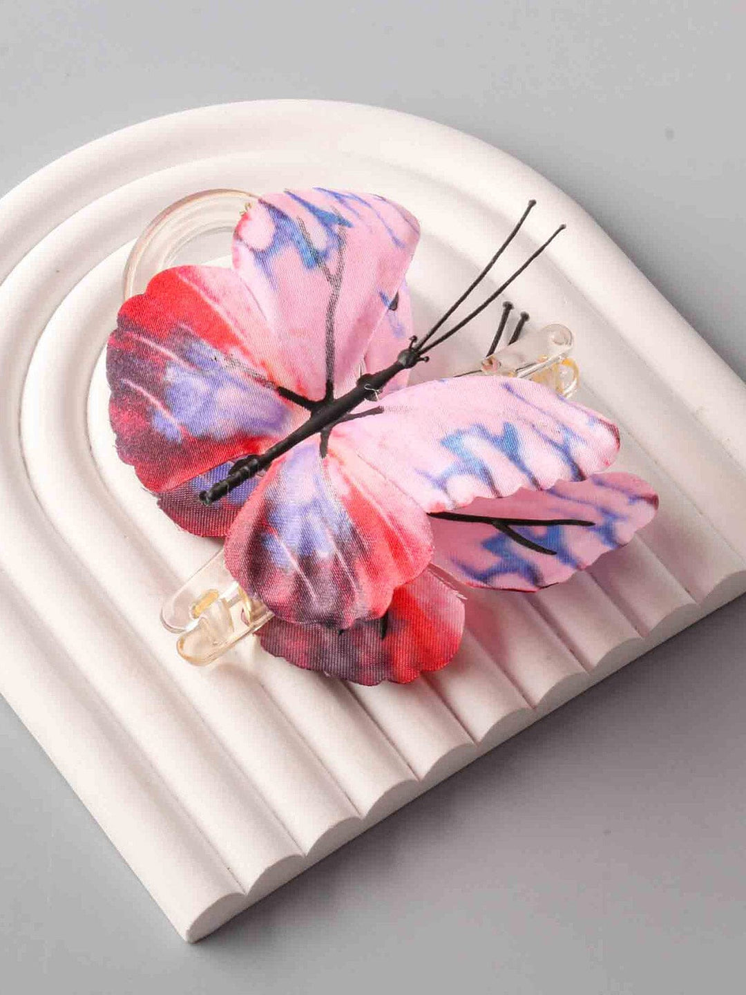 FASHION ASSORTED COLORS BUTTERFLY HAIR CLAW CLIPS