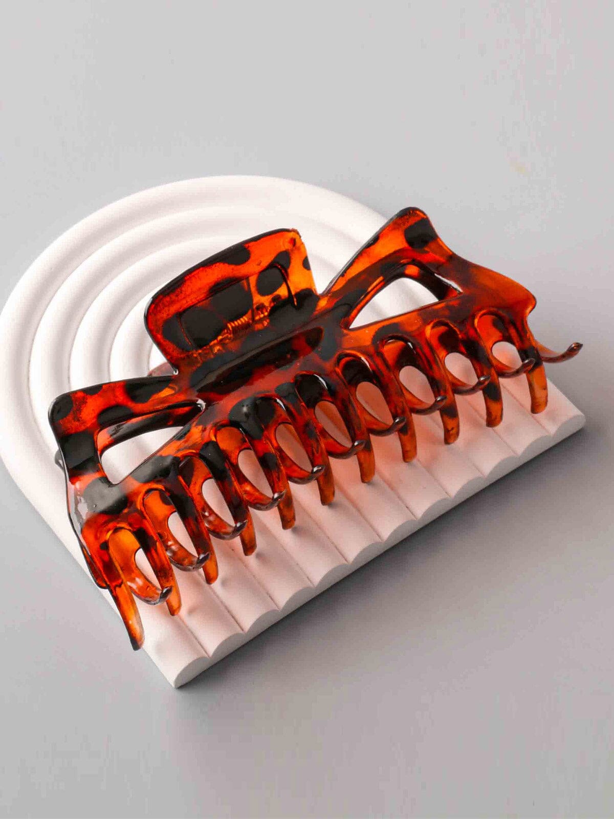 FASHION ASSORTED COLORS HAIR CLAW CLIPS