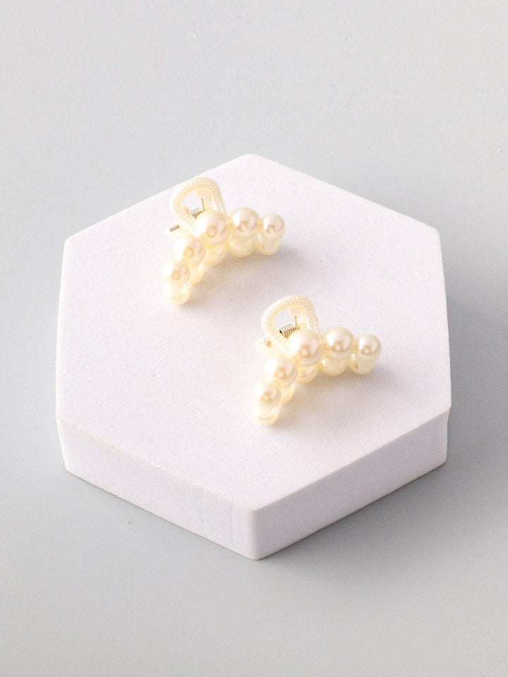 WOMEN'S PEARL HAIR CLAW CLIPS